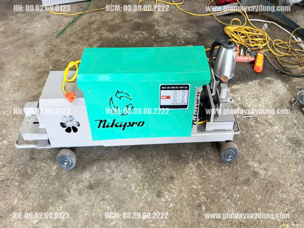 Máy cắt uốn sắt thủy lực