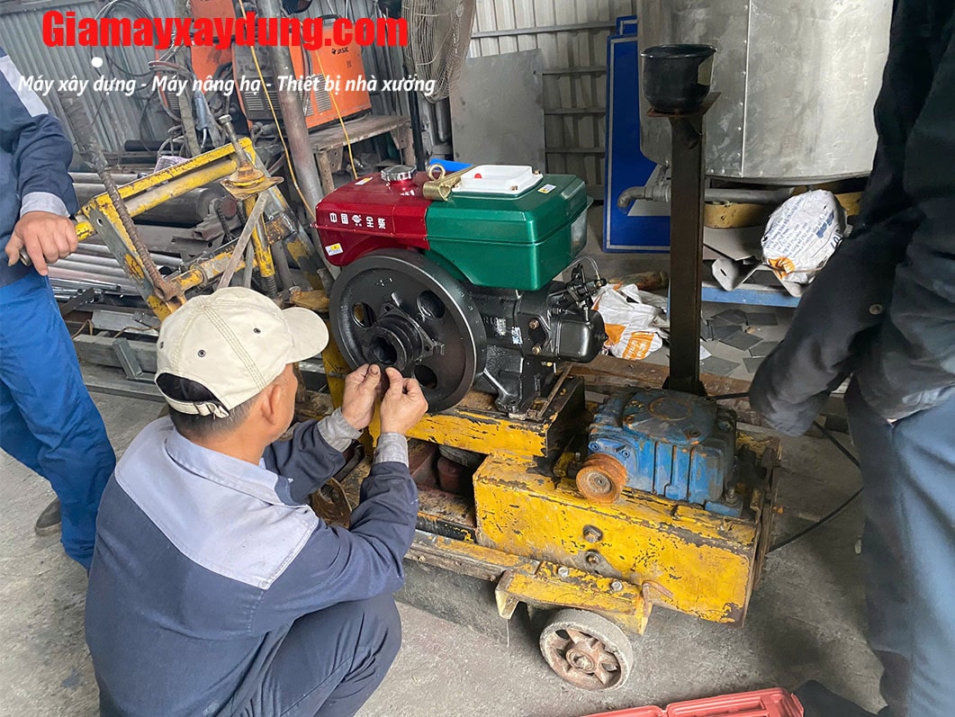 Máy nổ Diesel QuanTrai D8 R180 nước