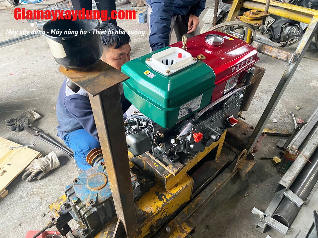 Máy nổ Diesel QuanTrai D8 R180 nước