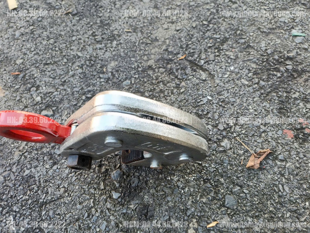 Kẹp tôn ngang Kenbo 3 tấn LC3