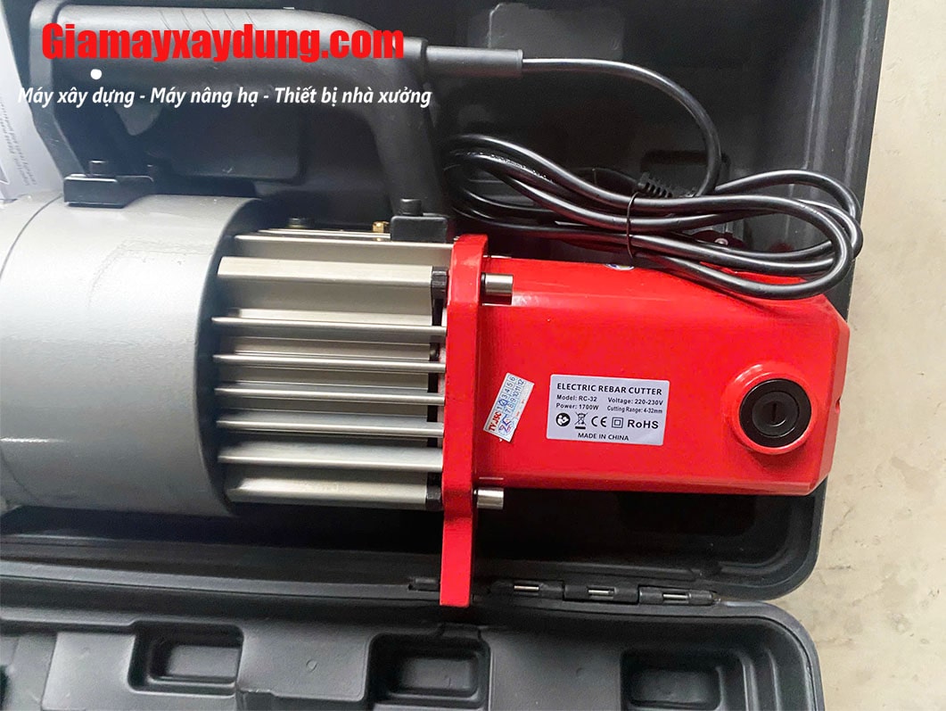 Máy cắt sắt thuỷ lực cầm tay RC32 32mm