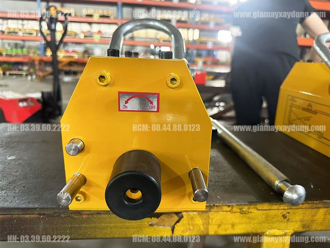 Nam châm nâng tay gạt 3 tấn PML-30