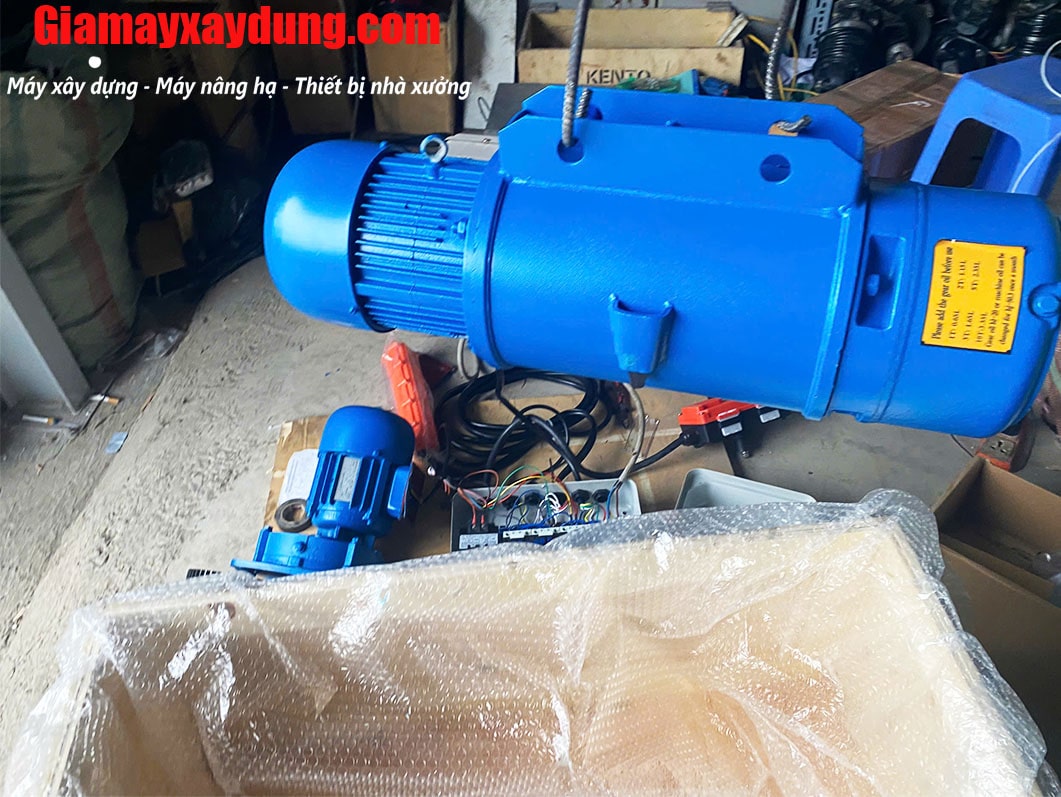 Pa lăng cáp điện Trung Quốc 1 tấn 12m CD1 380V