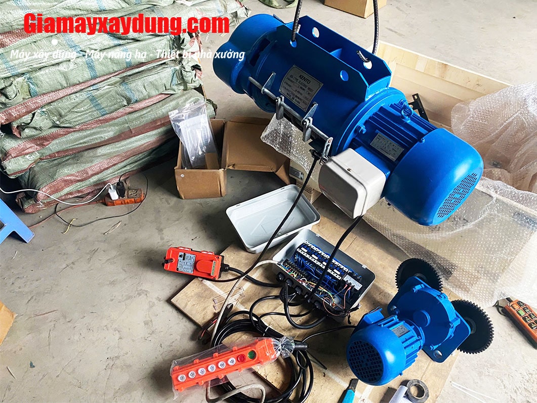 Pa lăng cáp điện Trung Quốc 1 tấn 9m CD1 380V