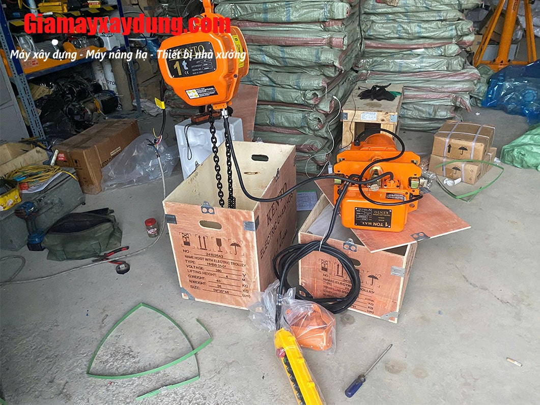 Pa lăng xích điện di chuyển 1 tấn 6m 3.6 mét/phút 380V HHBB01-02
