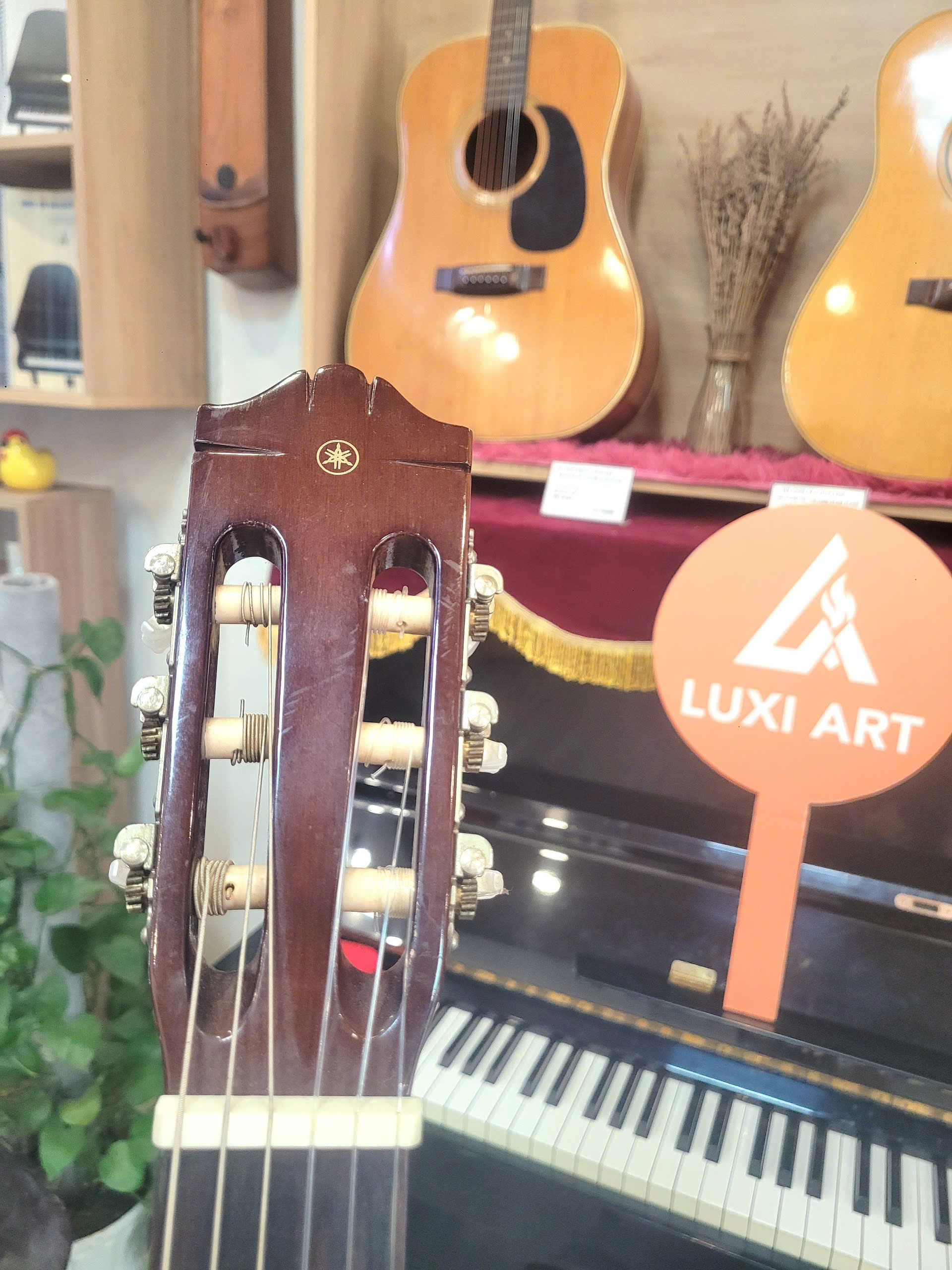 GUITAR CLASSSIC YAMAHA - CS - 40J