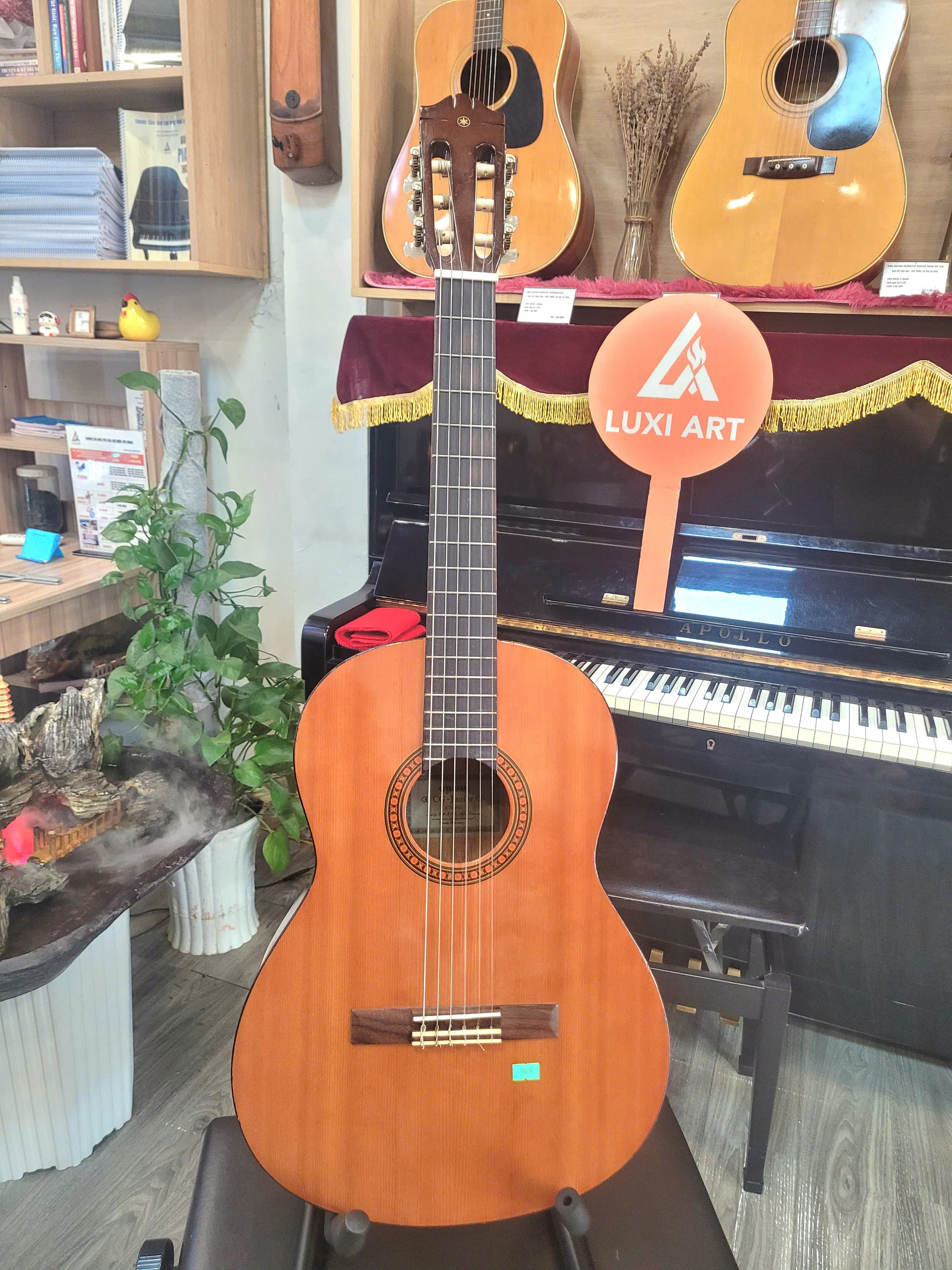 GUITAR CLASSSIC YAMAHA - CS - 40J