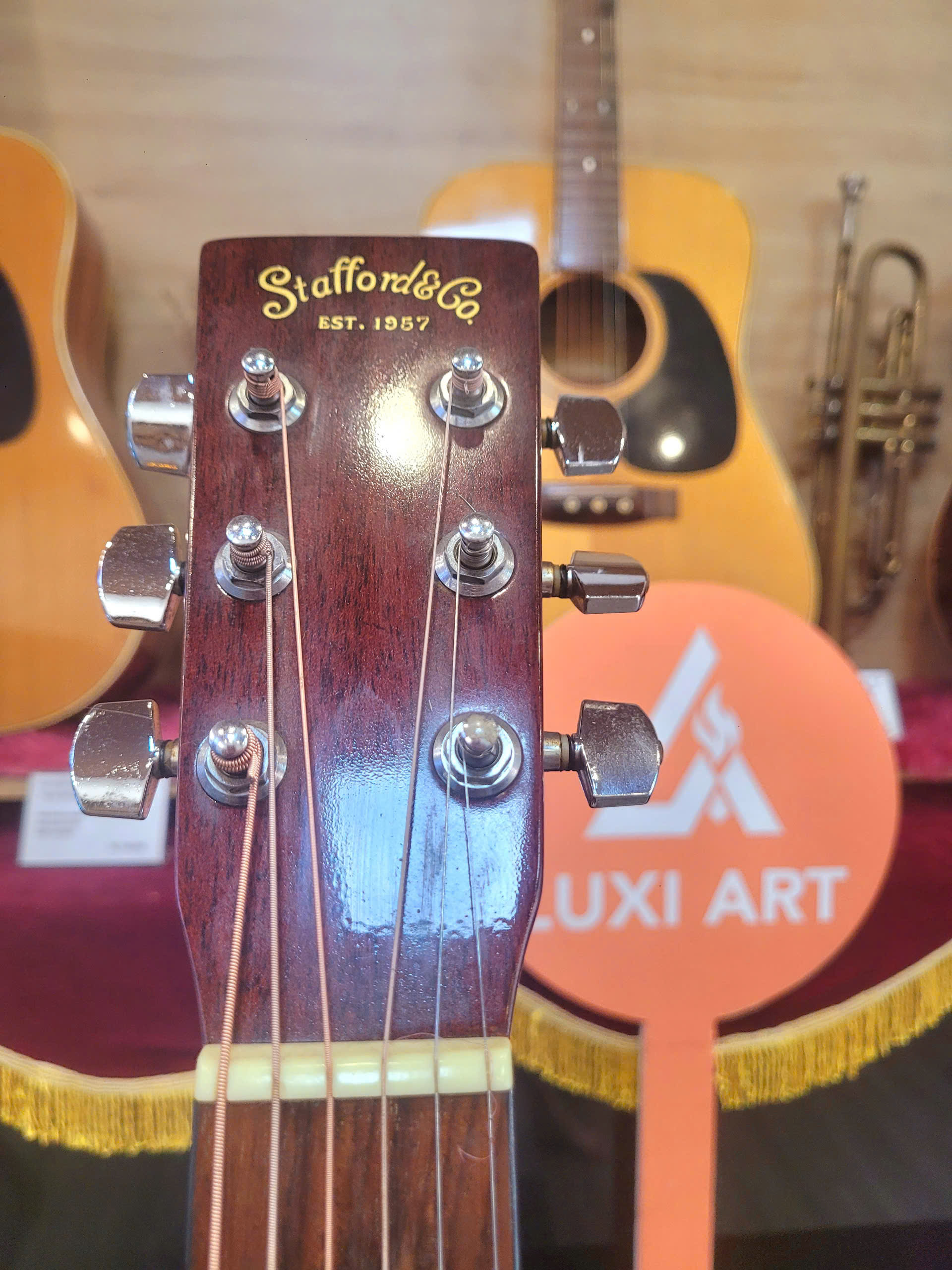 ĐÀN GUITAR ACOUSTIC STAFFORD&CO SF-300