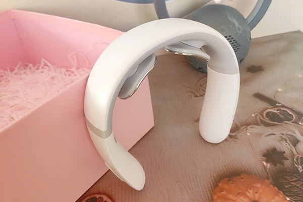 Lợi ích của máy massage cổ vai gáy BẤT NGỜ đối với sức khỏe
