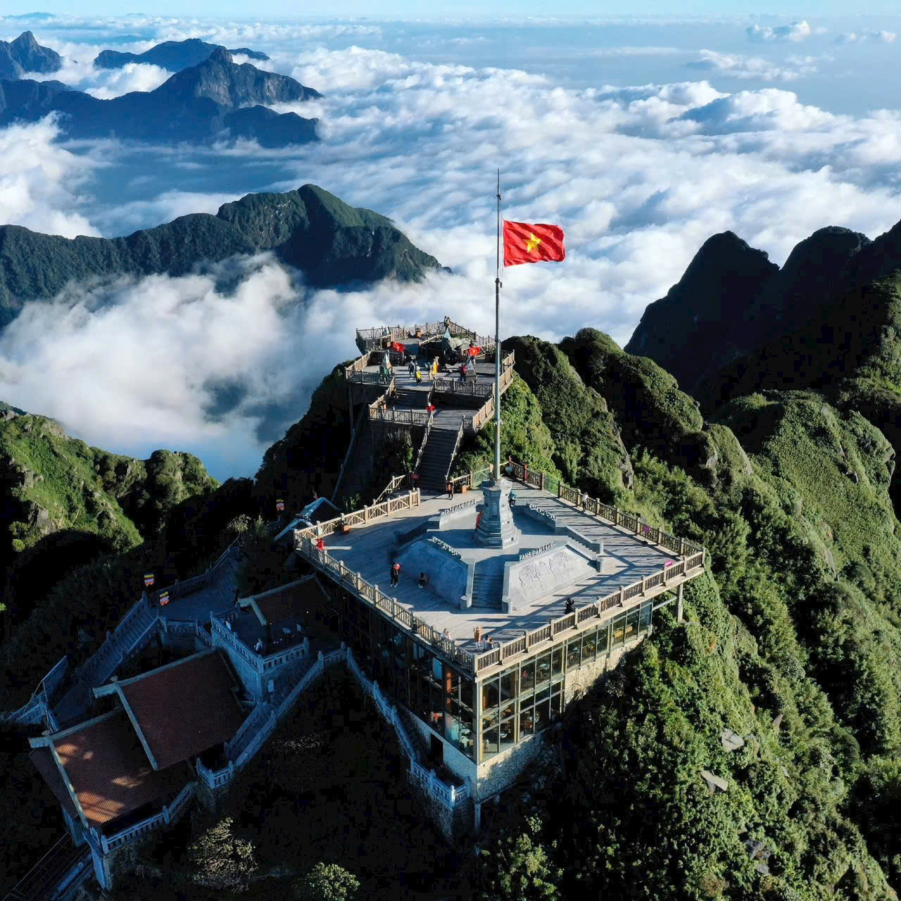 THỜI ĐIỂM VÀNG DU LỊCH FANSIPAN – MÙA ĐẸP NHẤT NĂM ✨⛰️