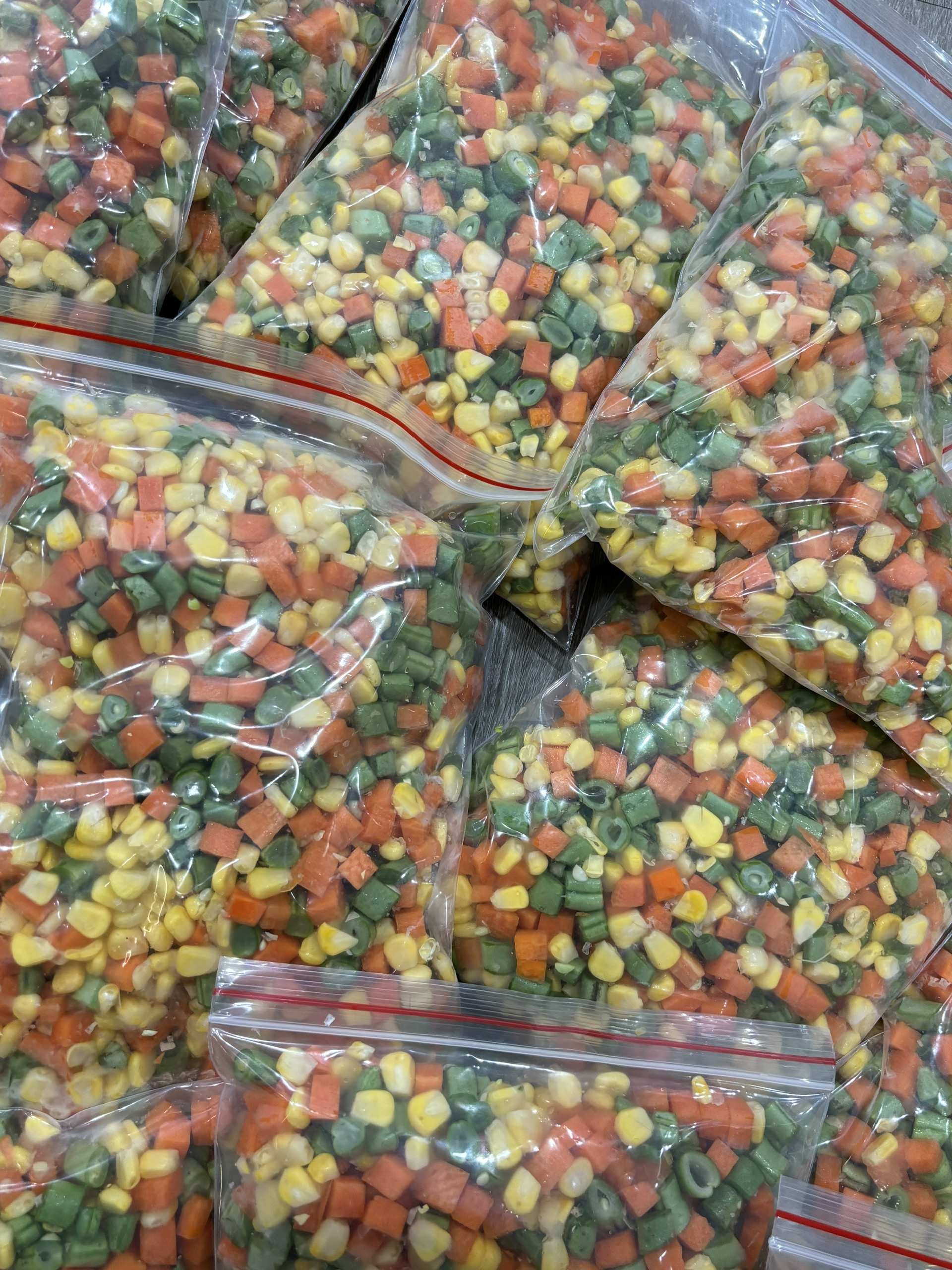 Rau củ thái sẵn hỗn hợp (Túi zip 1kg)