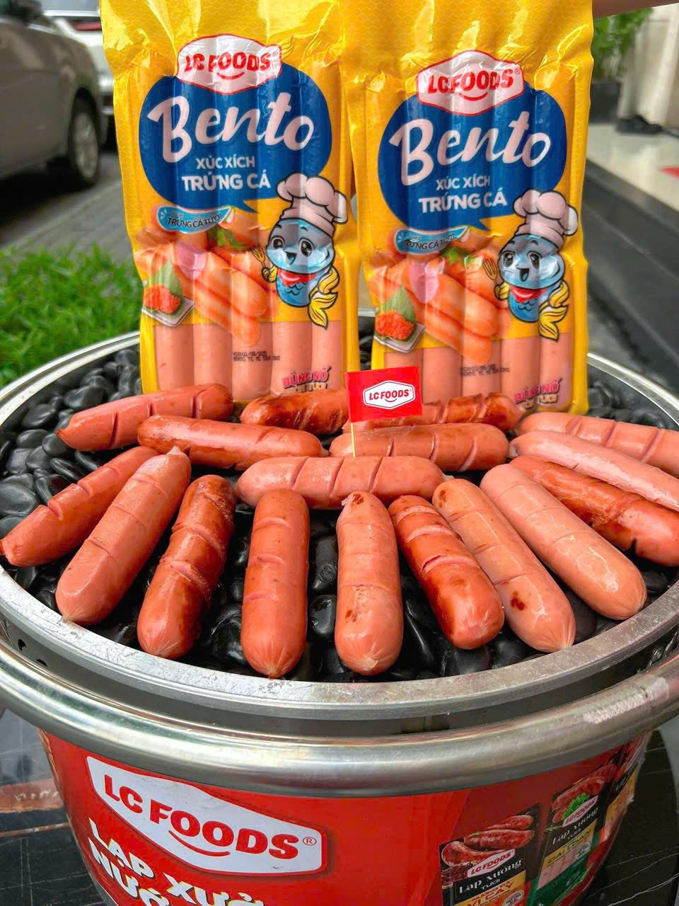 Xúc xích trứng cá tươi Bento LC Foods 500g (10 Chiếc)