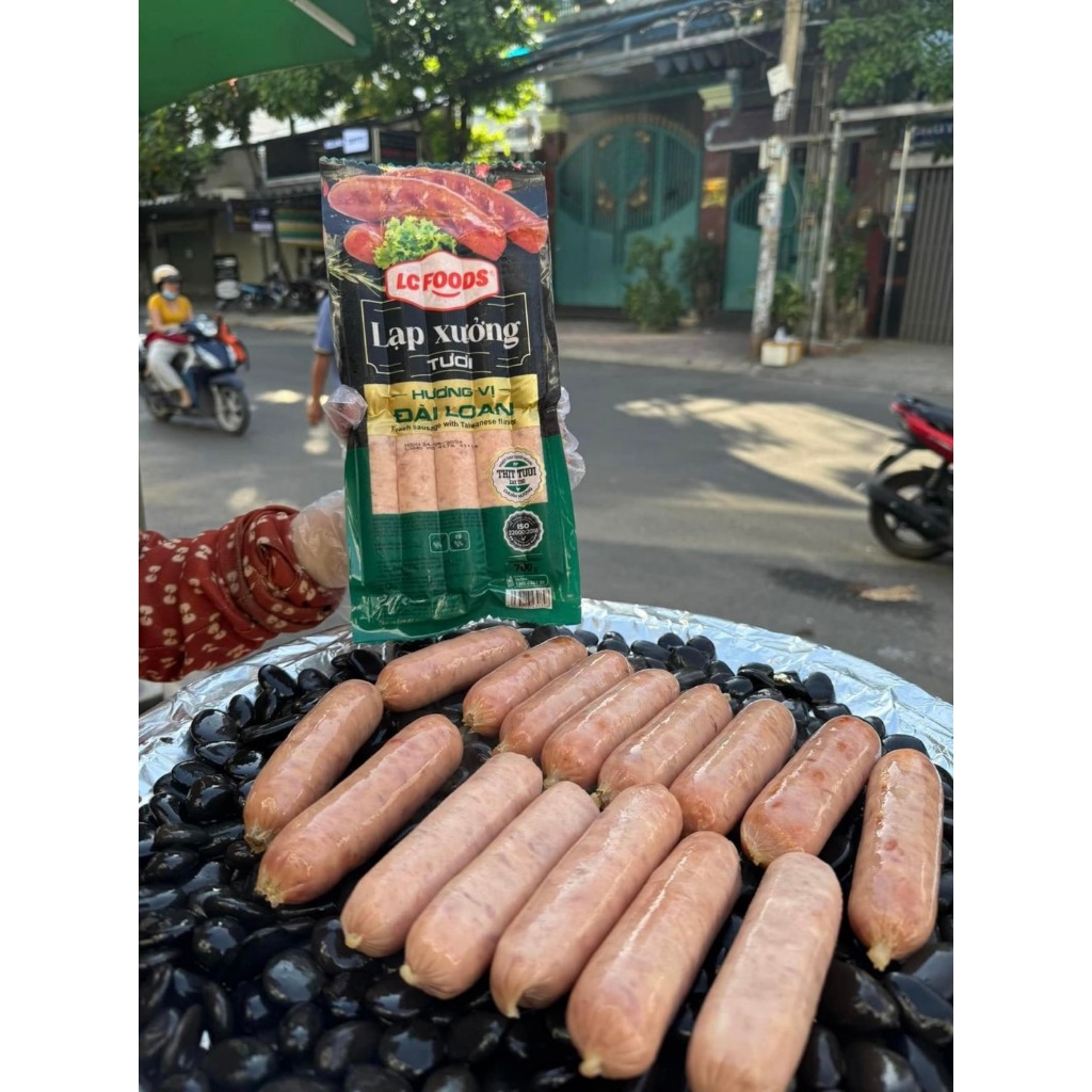 Lạp Xưởng Nướng Đá LC Foods 700g (10 Chiếc)