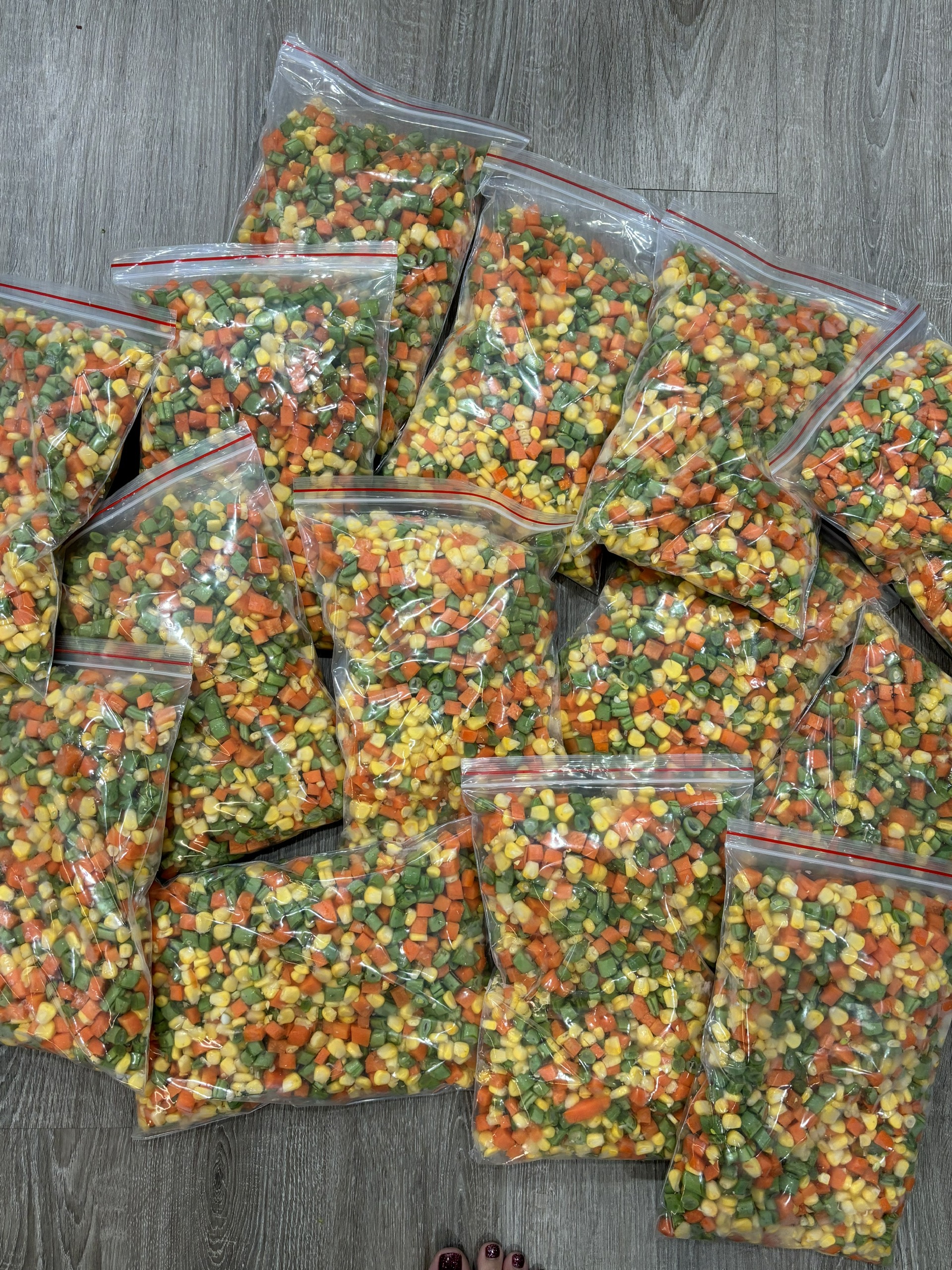 Rau củ thái sẵn hỗn hợp (Túi zip 1kg)