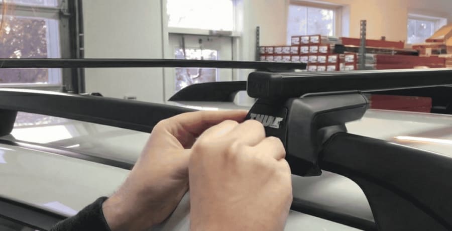 Bước 5 lắp Thule Squarebar evo