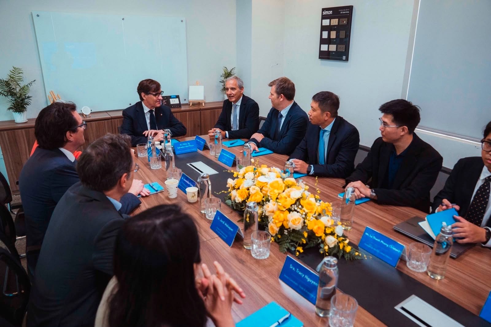 SIMON VIỆT NAM ĐÓN TIẾP ĐOÀN ĐẠI BIỂU CHÍNH PHỦ VÙNG CATALONIA, TÂY BAN NHA