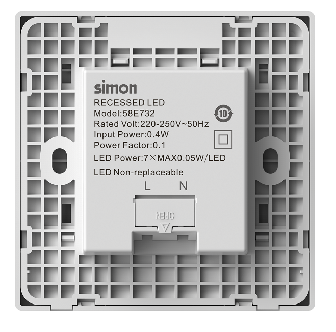 Bộ đèn chân tường cảm ứng ánh sáng vàng 3000K Simon 58E732 màu trắng