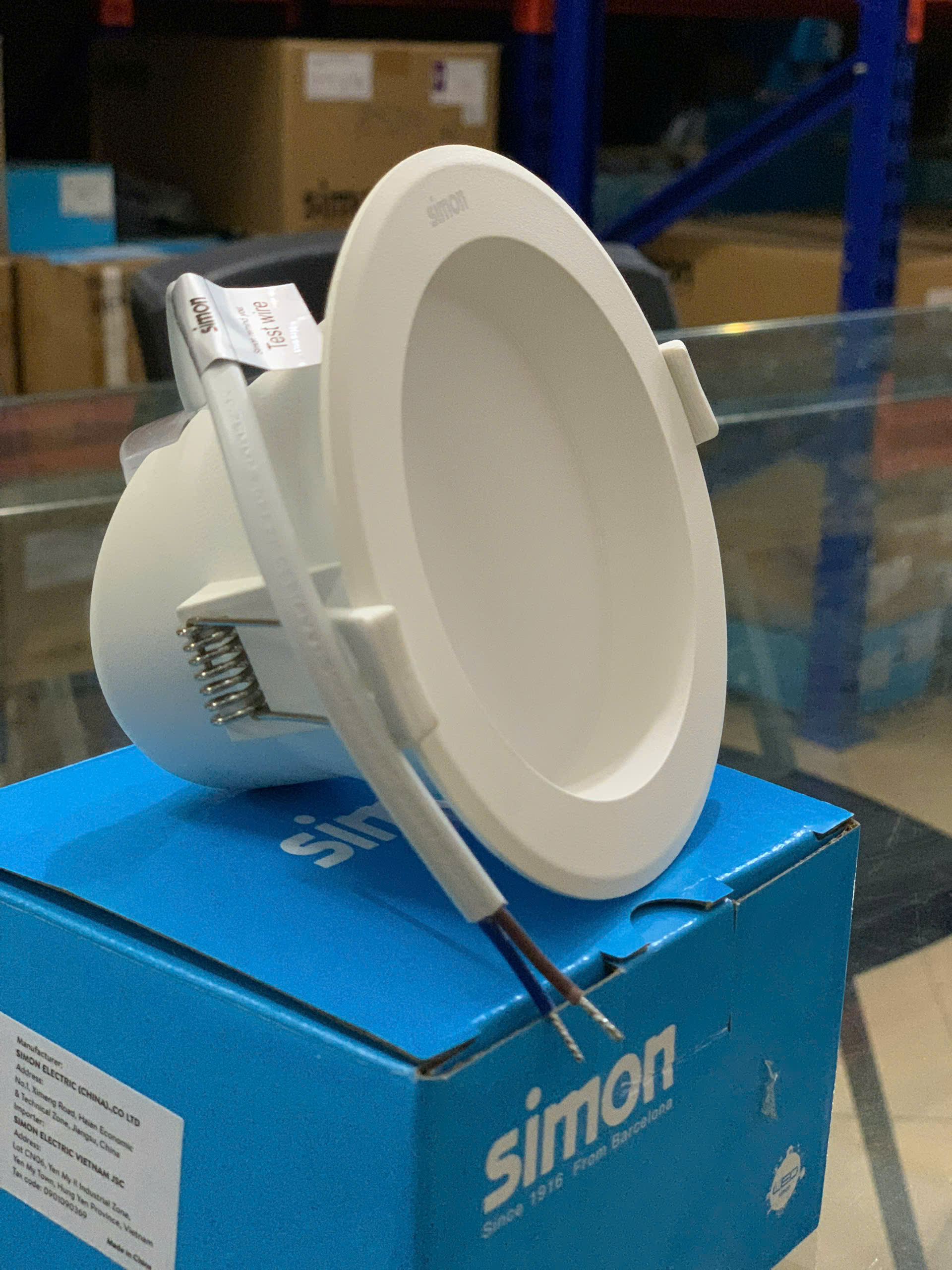 Đèn LED Downlight âm trần Simon Grace N03E0-1043 20W  4000k  Ø195–210 mm ánh sáng trung tính