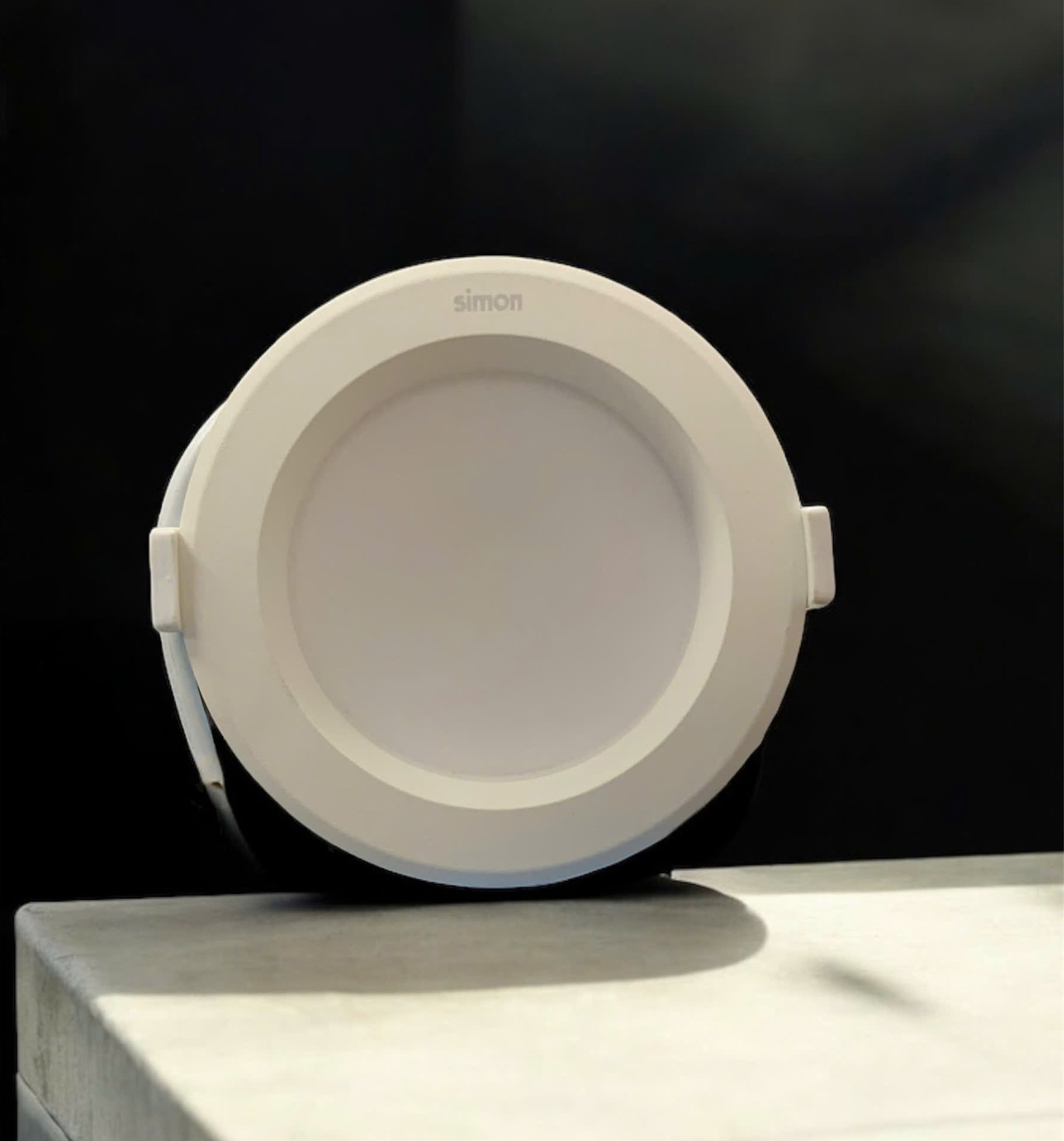 Đèn LED Downlight âm trần Simon Grace N03E0-1044 20W 6500k  Ø195–210 mm ánh sáng trắng