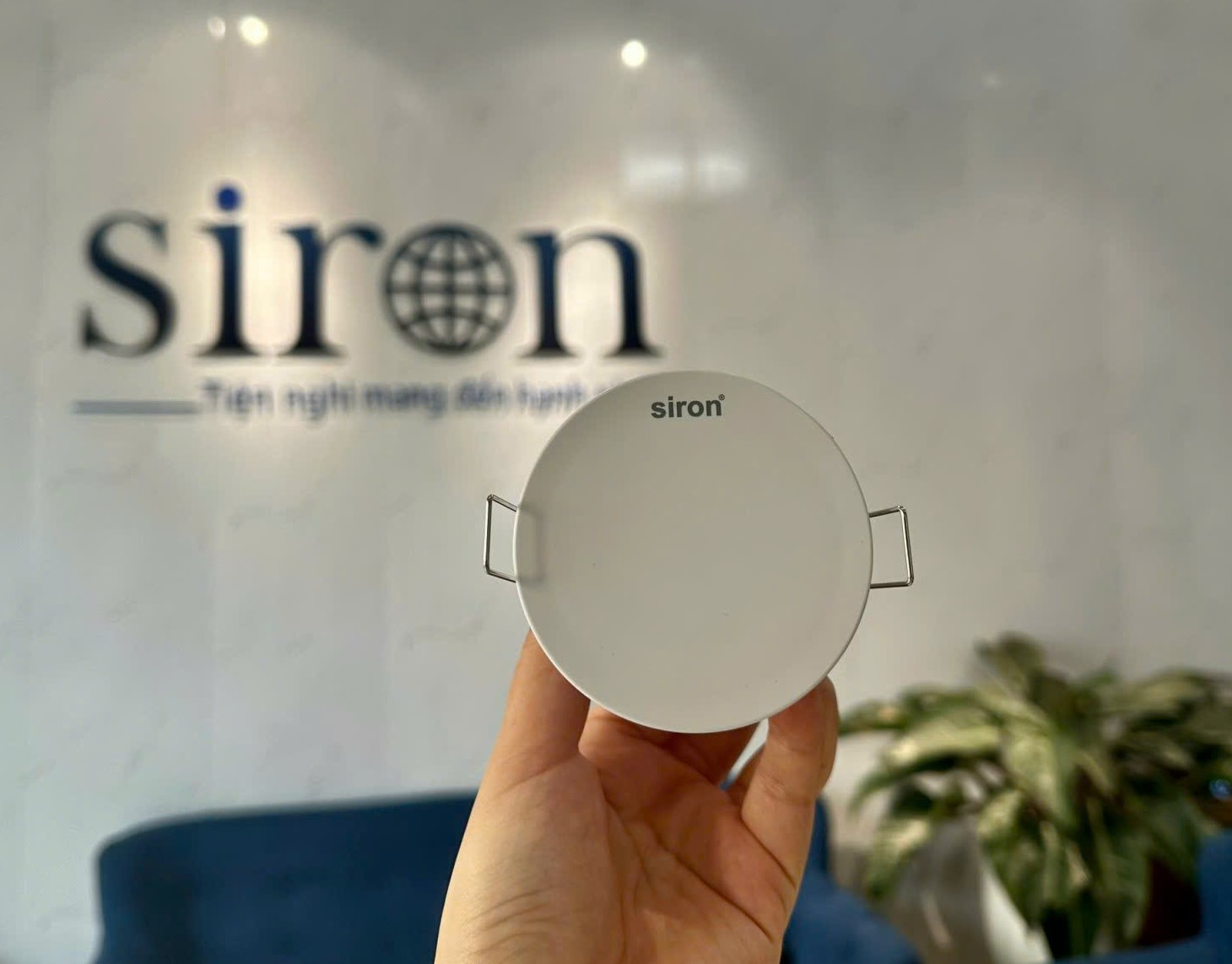 Công tắc cảm biến hiện diện vi sóng lắp âm trần Siron SR-MSB002