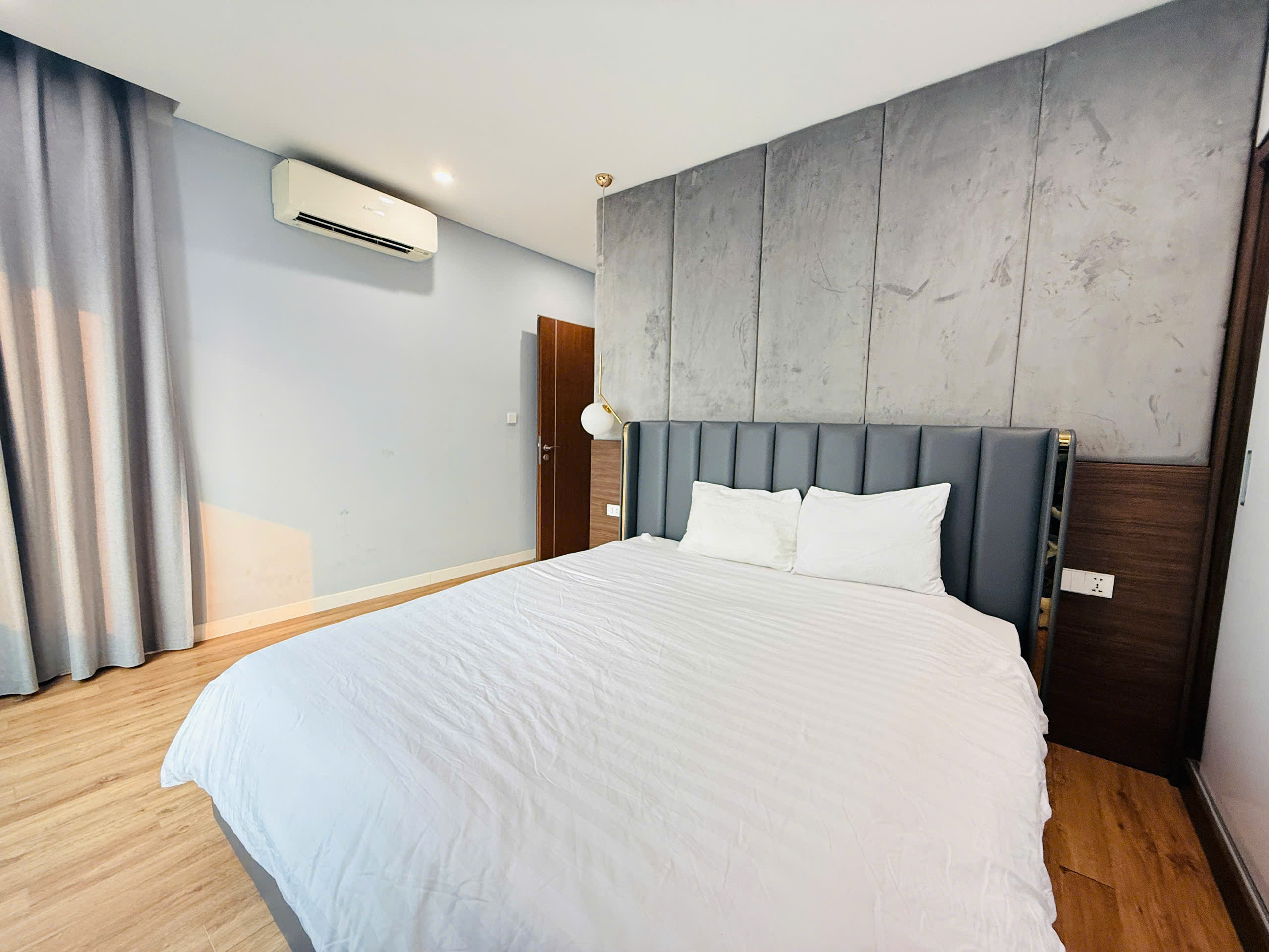 Căn hộ 2 phòng ngủ A2409