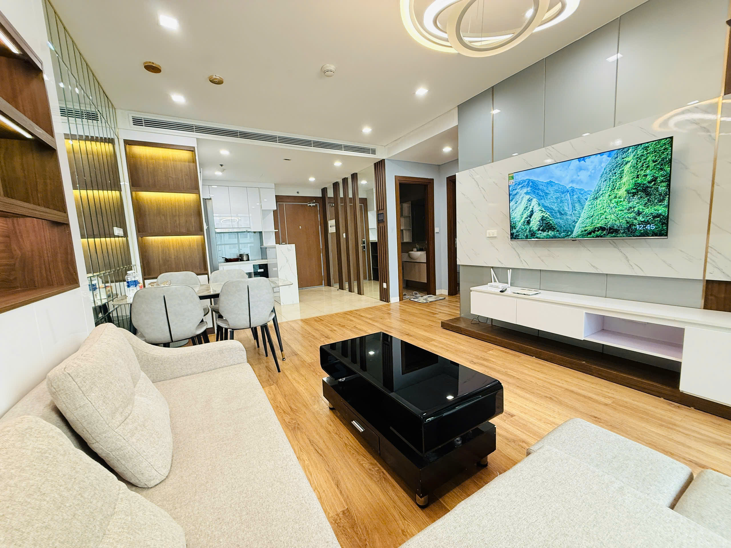 Căn hộ 2 phòng ngủ A2409