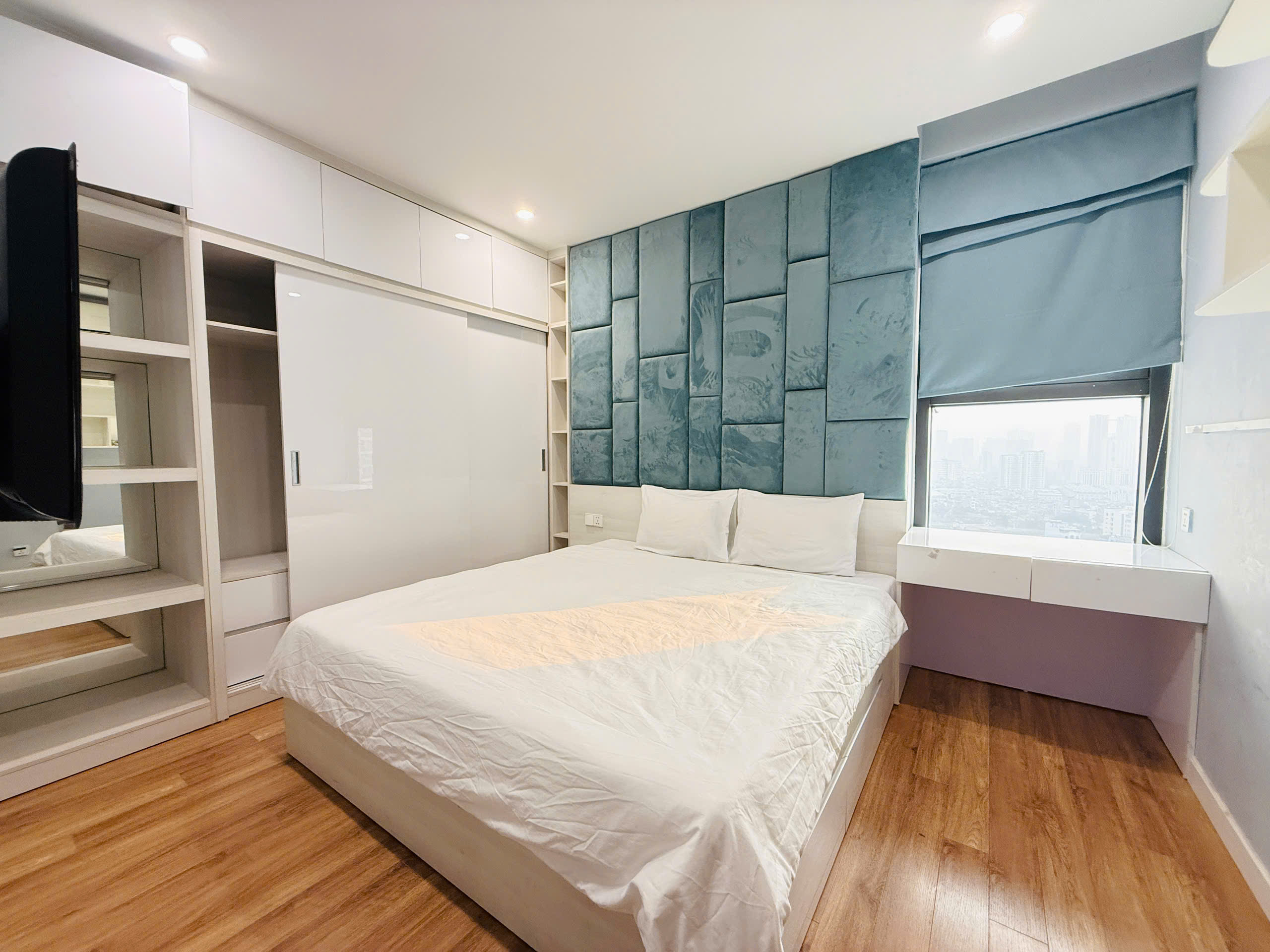 Căn hộ 2 phòng ngủ A2409