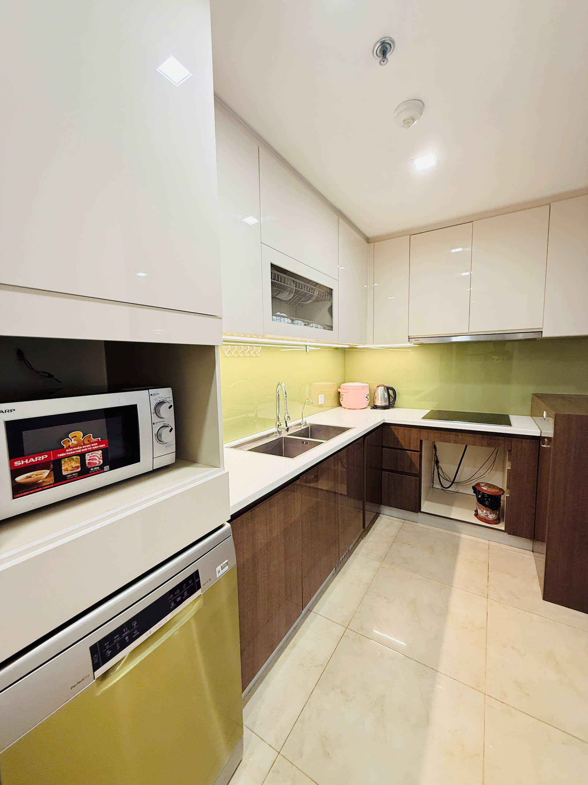 Căn hộ 3 phòng ngủ B0905