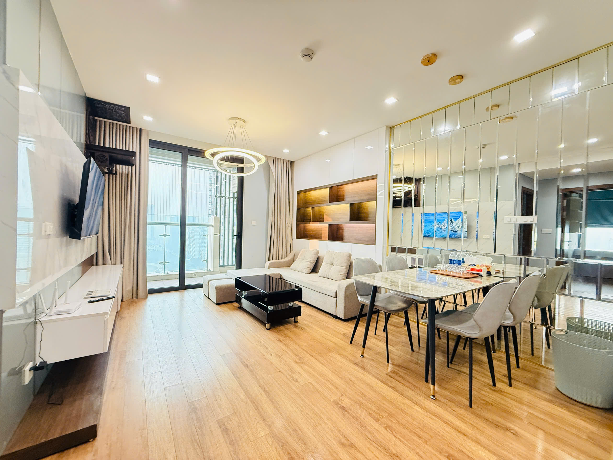 Căn hộ 2 phòng ngủ A2409