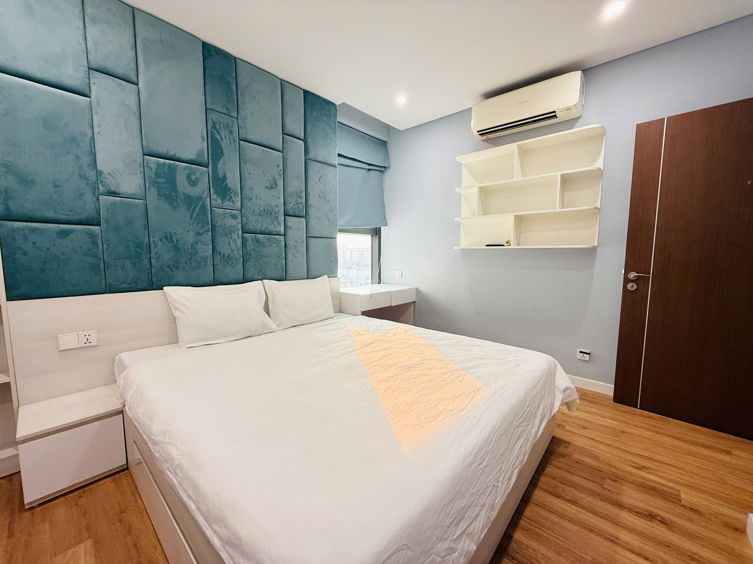 Căn hộ 2 phòng ngủ A2409