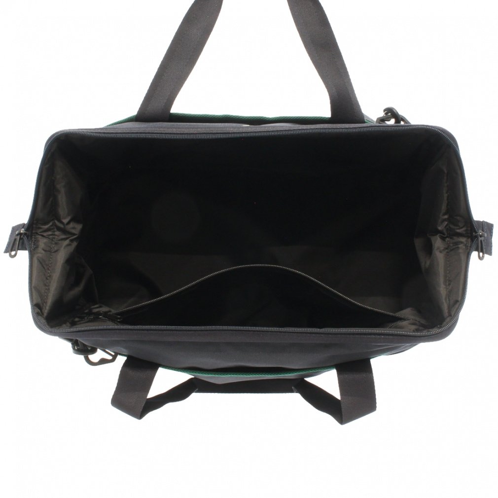 le coq sportif golf Boston Bag Dual Compartment Boston Bag with Shoe Storage LG6SBB00M