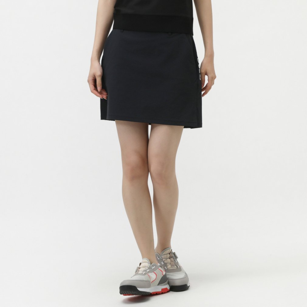 DESCENTE GOLF Ladies' Golf Wear Back Pleats Skirt (with inner pants) DG5SSK00L