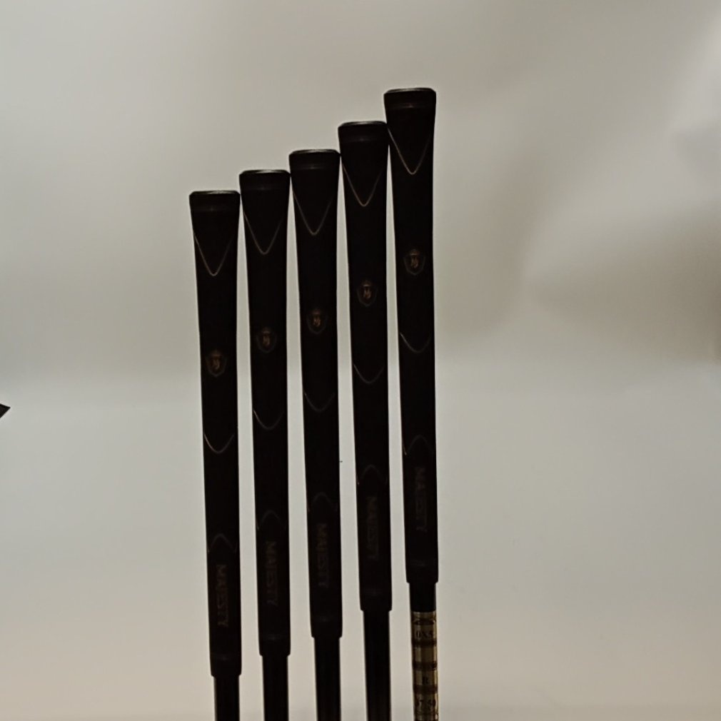 [Gậy golf cũ] Majesty Bộ gậy sắt (iron set) MAJESTY Royale (2019) R MAJESTY LV530