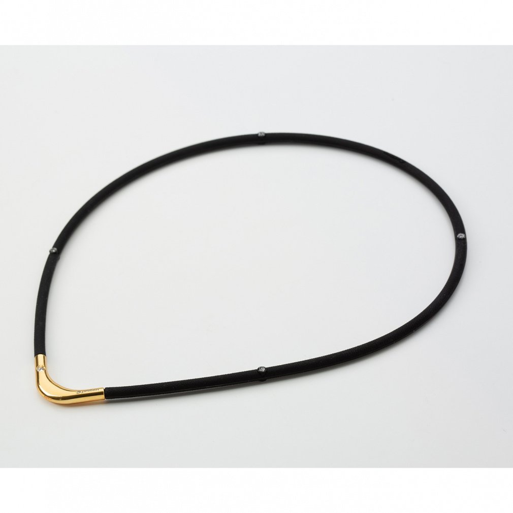 phiten RAKUWA Magnetic Titanium Necklace S-II