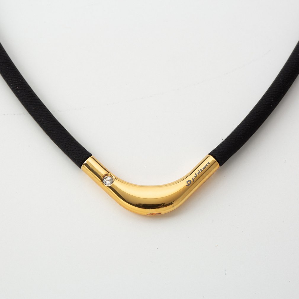 phiten RAKUWA Magnetic Titanium Necklace S-II