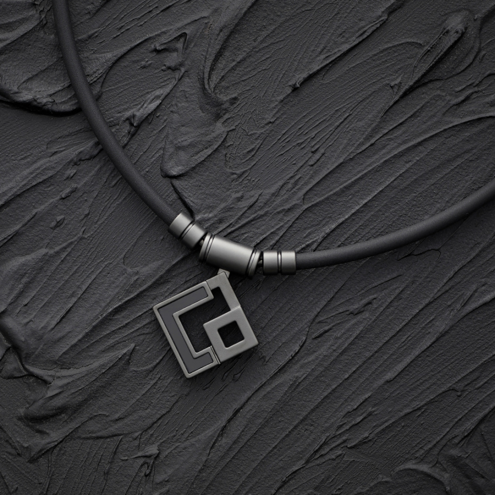 Colan Totte TAO Necklace AURA Matte Black