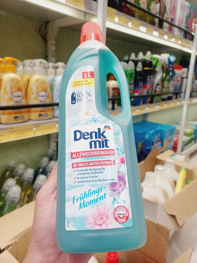 Nước lau sàn đa năng Denkmit 1L (hương hoa)