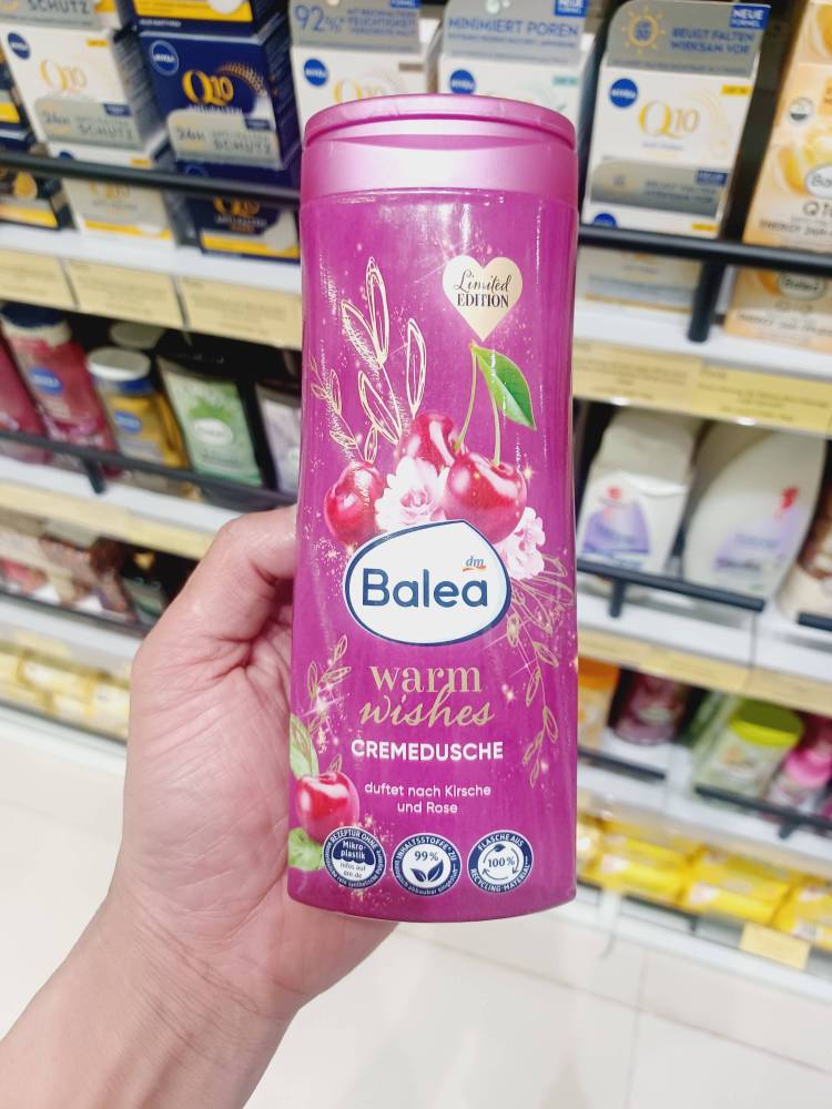 Sữa tắm Balea hương hoa hồng và hoa anh đào 300ml