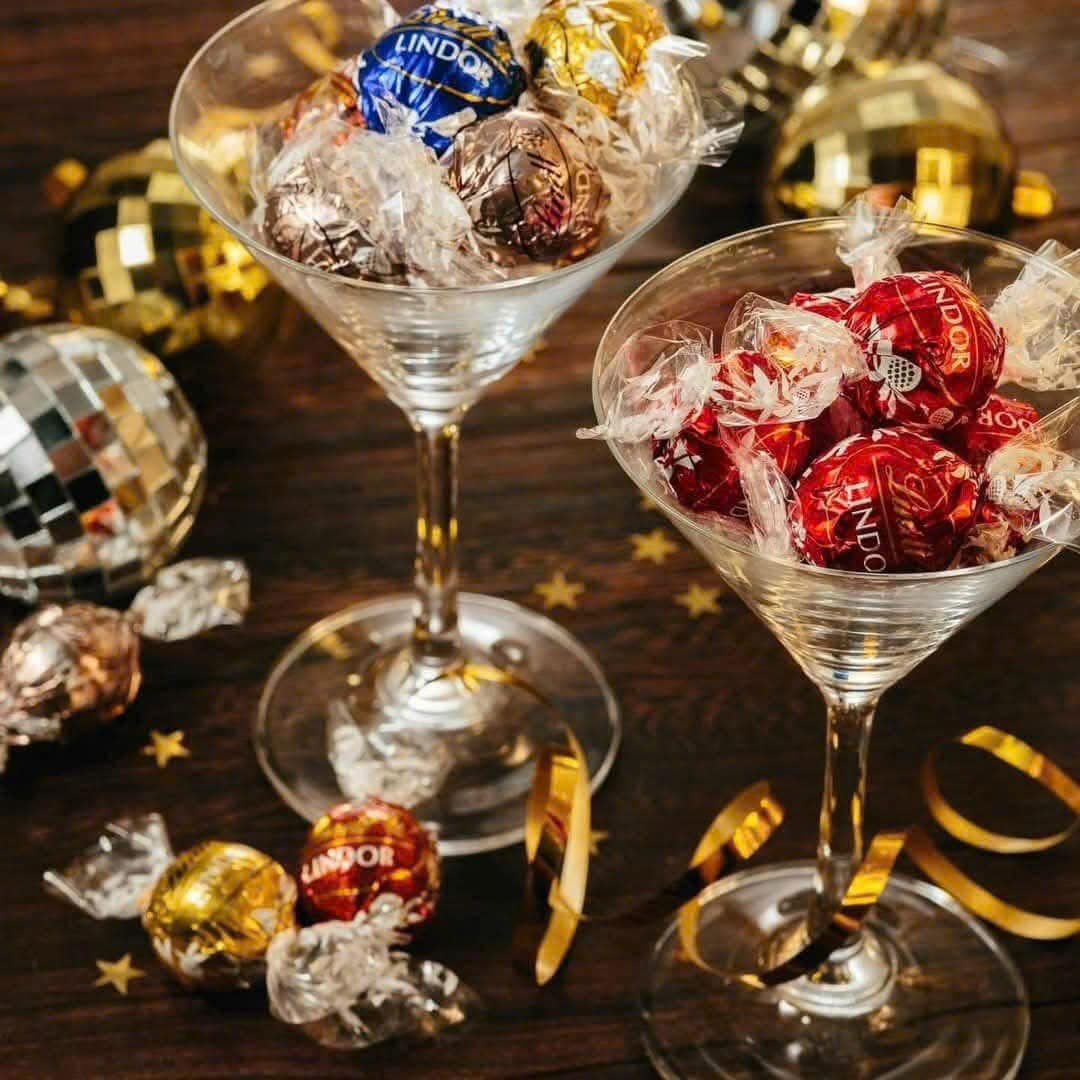 Socola Lindt Lindor đỏ 137g ( milch)