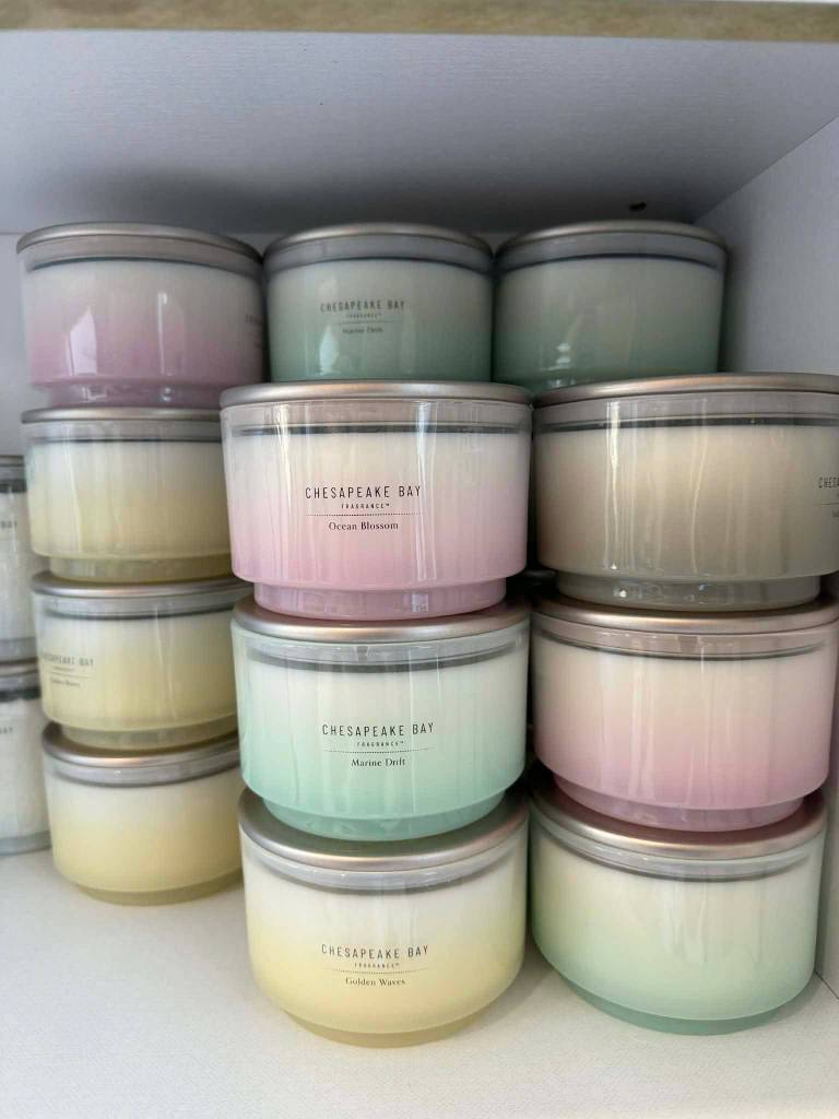 Hũ nến thơm Chesapeake Bay 411g.