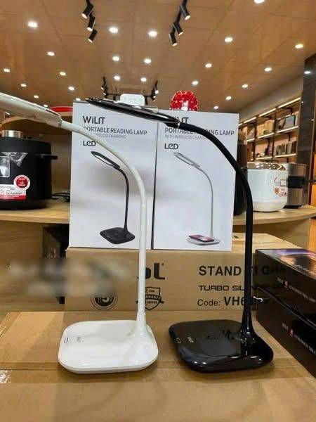 Đèn bàn chống cận Wilit Q3Q.