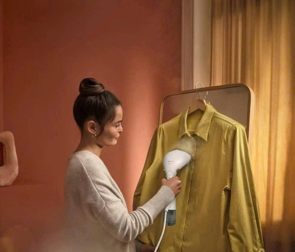 BÀN LÀ PHILIPS STH7030/10