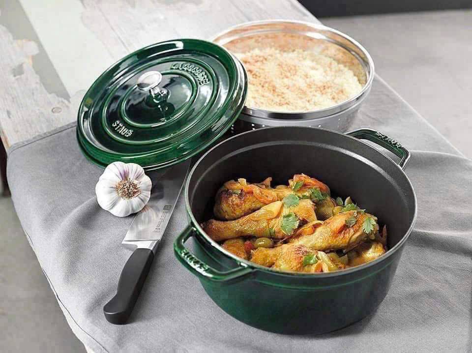 Nồi gang tròn Staub 20cm màu xanh húng