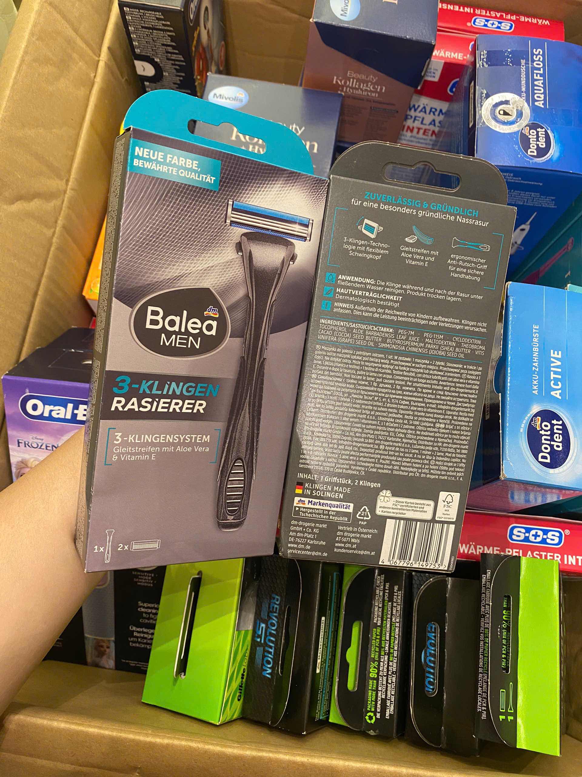 Dao cạo râu 3 lưỡi Balea