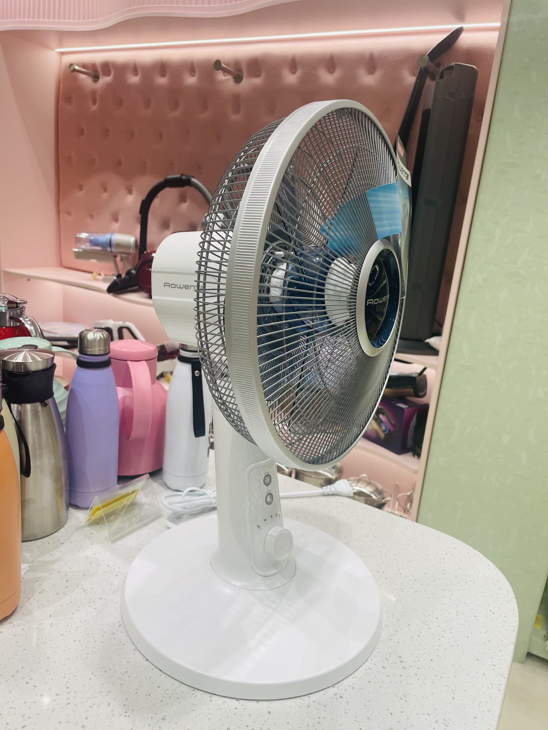 Quạt cây Rowenta VU2730