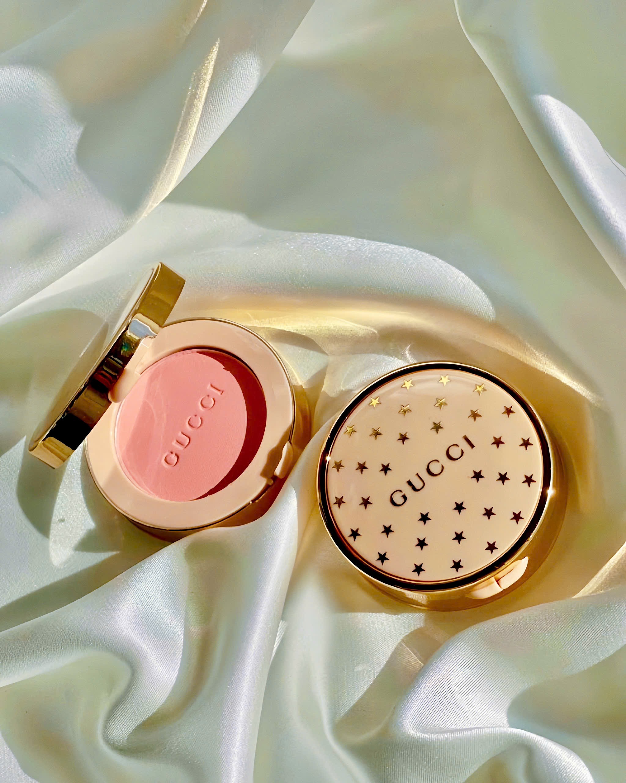 Phấn Má Hồng Gucci Blush De Beauté 5.5g Màu 04 Bright Coral