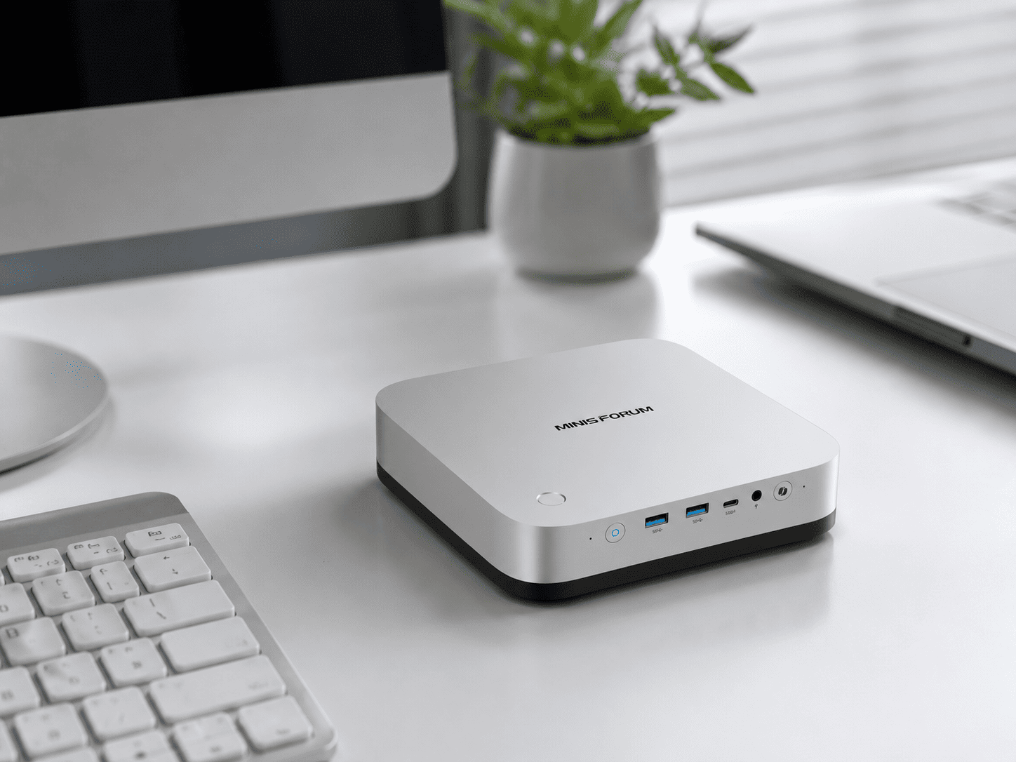 Minisforum X1 Pro 370 - chuyên AI, dùng bền