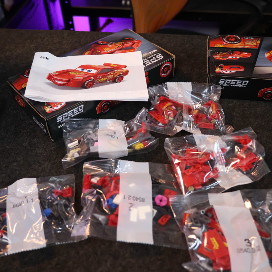 [TECHNIC] Lightning McQueen | 8540