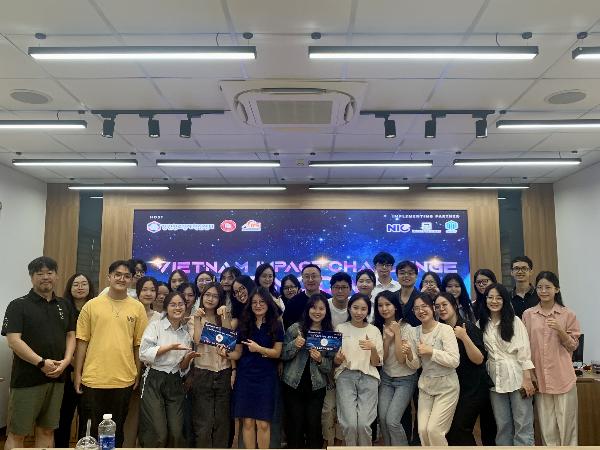 LỄ TỔNG KẾT VÀ TRAO THƯỞNG TẠI TRẠI HÈ THỰC TẬP KHỞI NGHIỆP VIỆT NAM - HÀN QUỐC 2025