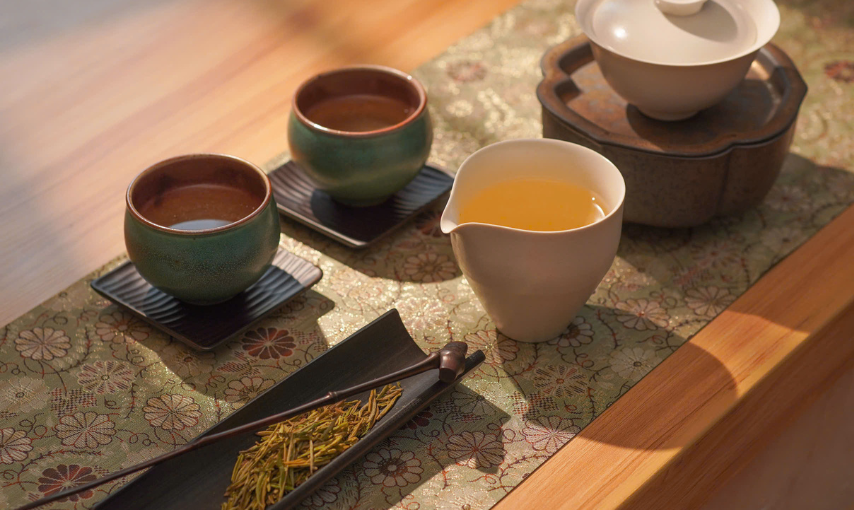 Natural Tea Flavors and Stories of Teas Around The World